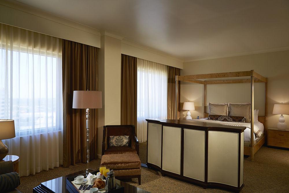 Hotel Renaissance Dallas