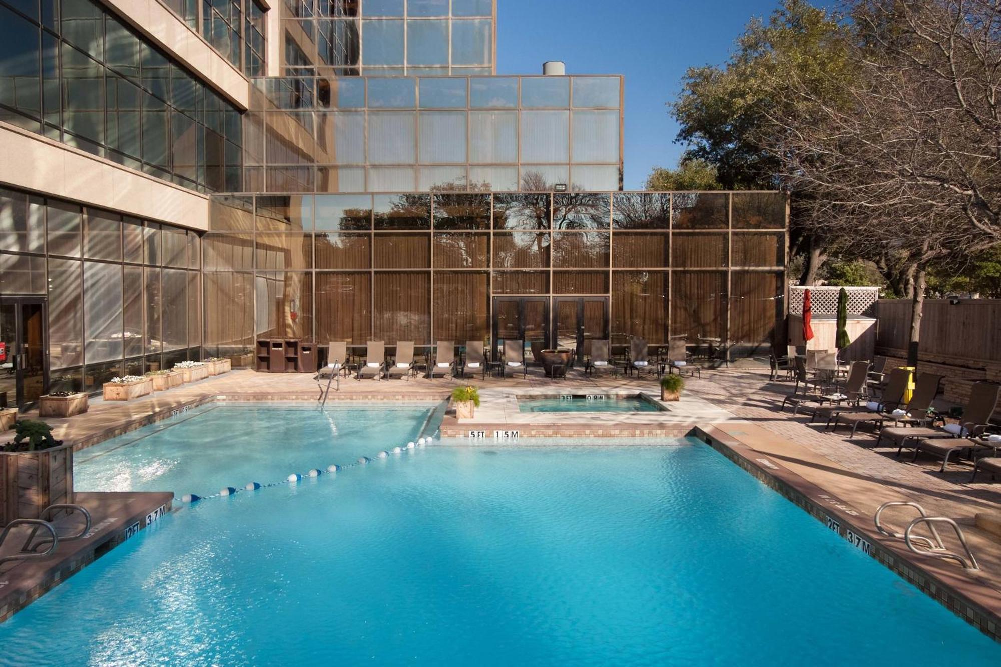 Renaissance Dallas 4* Addison