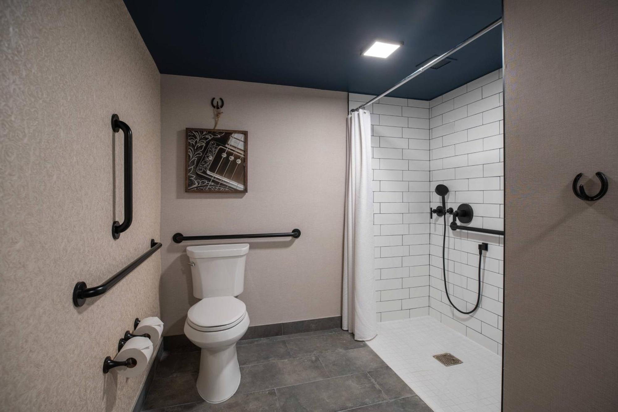 Renaissance Dallas Hotel 4*