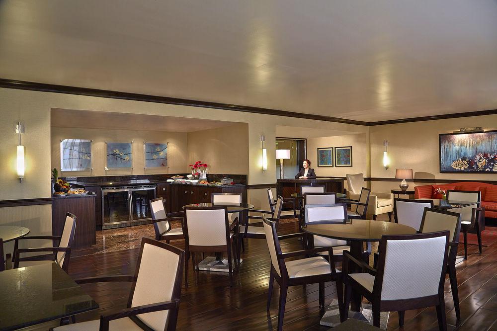 Renaissance Dallas Hotel Addison