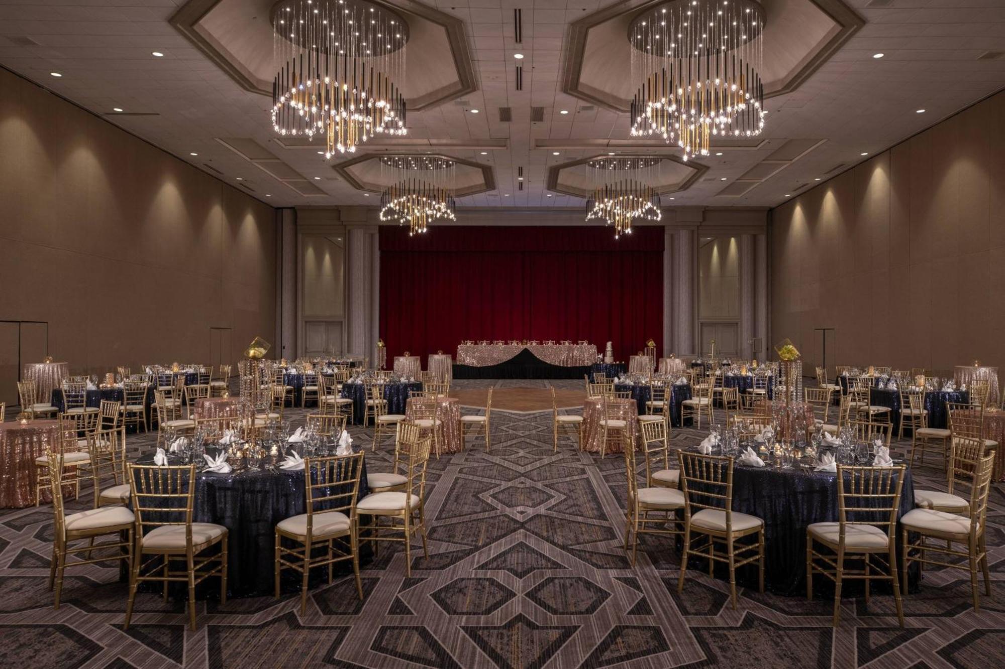 Hotel Renaissance Dallas Addison