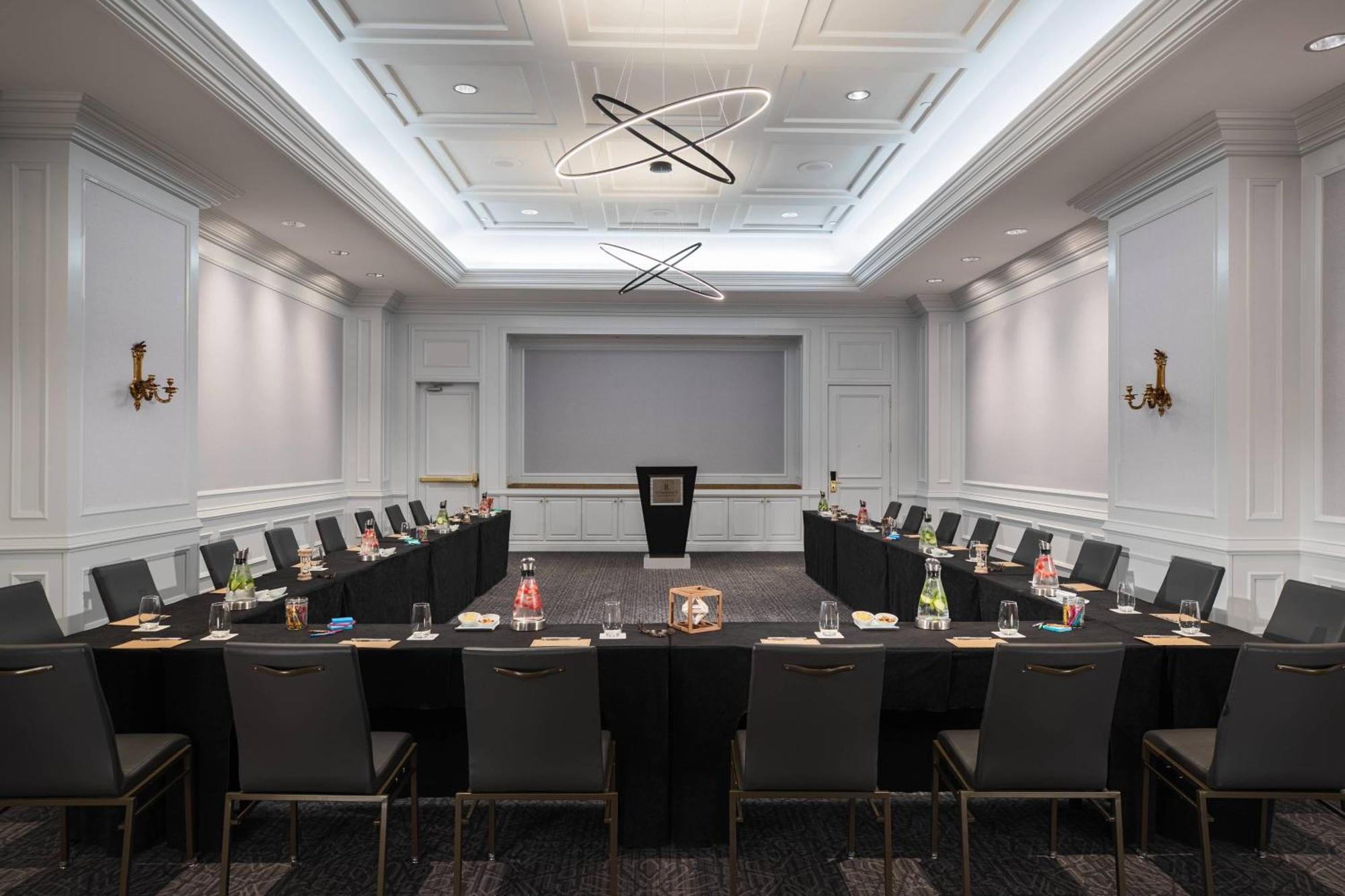 Renaissance Dallas Hotel Addison