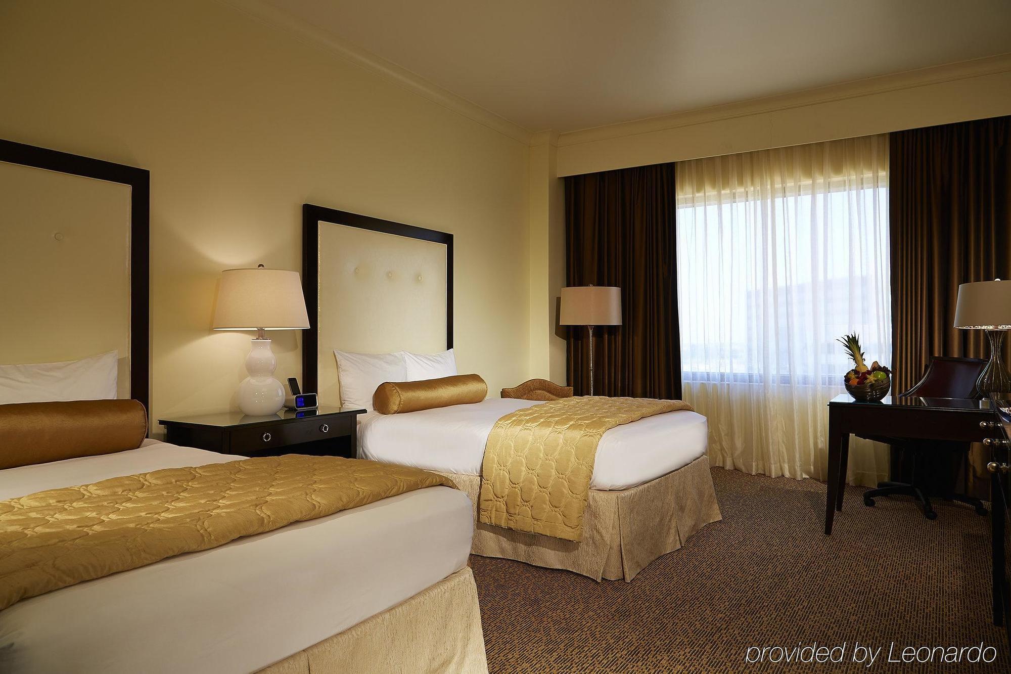 Renaissance Dallas Hotel Addison