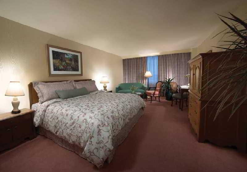 Hotel Renaissance Dallas Addison